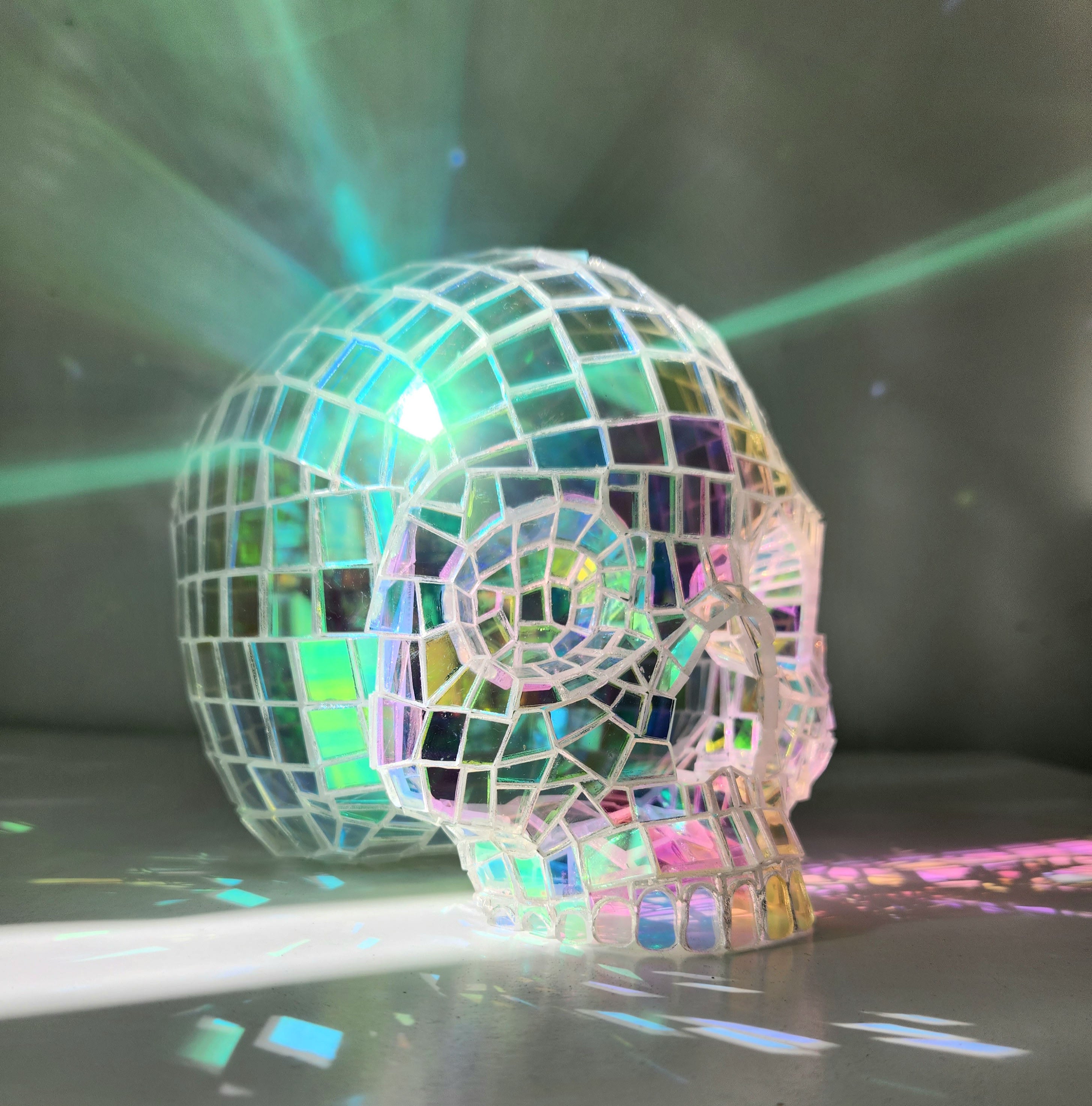 Holograph Skull